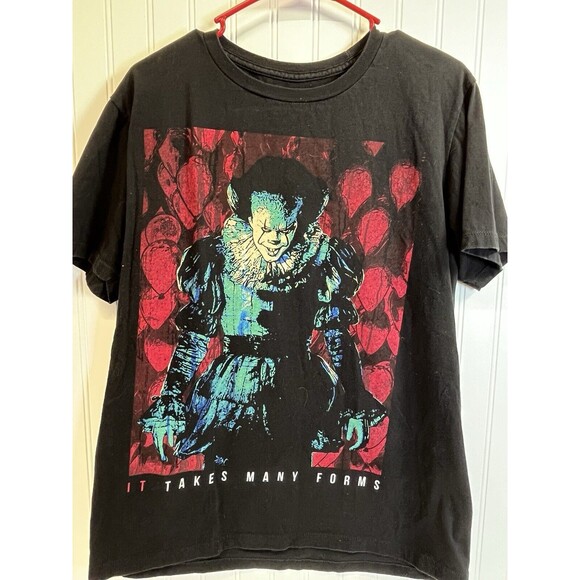 IT TAKES MANY FORMS Pennywise Clown Graphic T-Shirt Sz Lg Stephen‎ King Horror - Picture 5 of 6